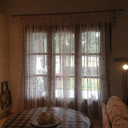 Mikiverna Family House Apartment