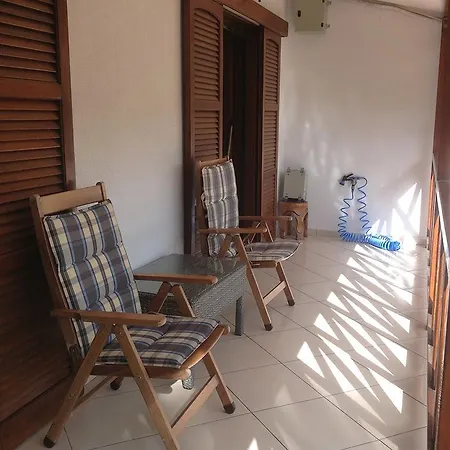 Mikiverna Family House Apartment