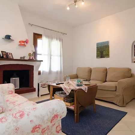 Mikiverna Family House