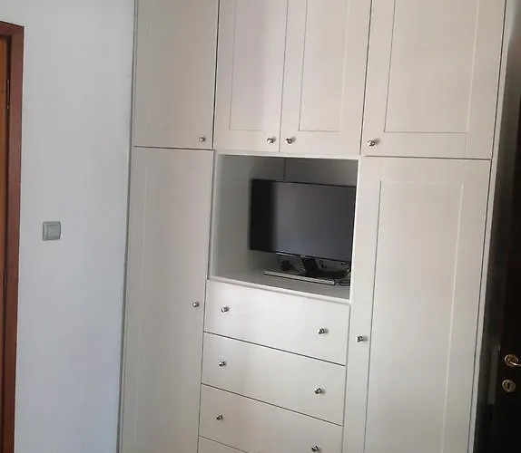 Апартаменты Mikiverna Family Maisonette